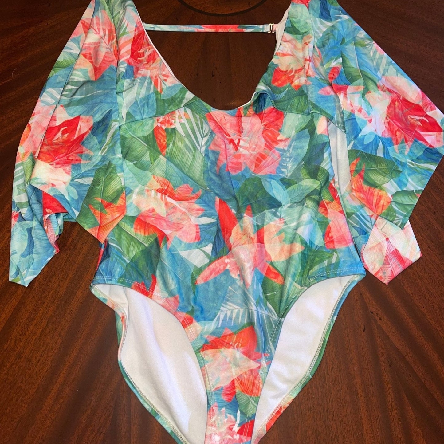 Hibiscus Bell Sleeve Backless One Piece Swimsuit - Camaroha Sutra