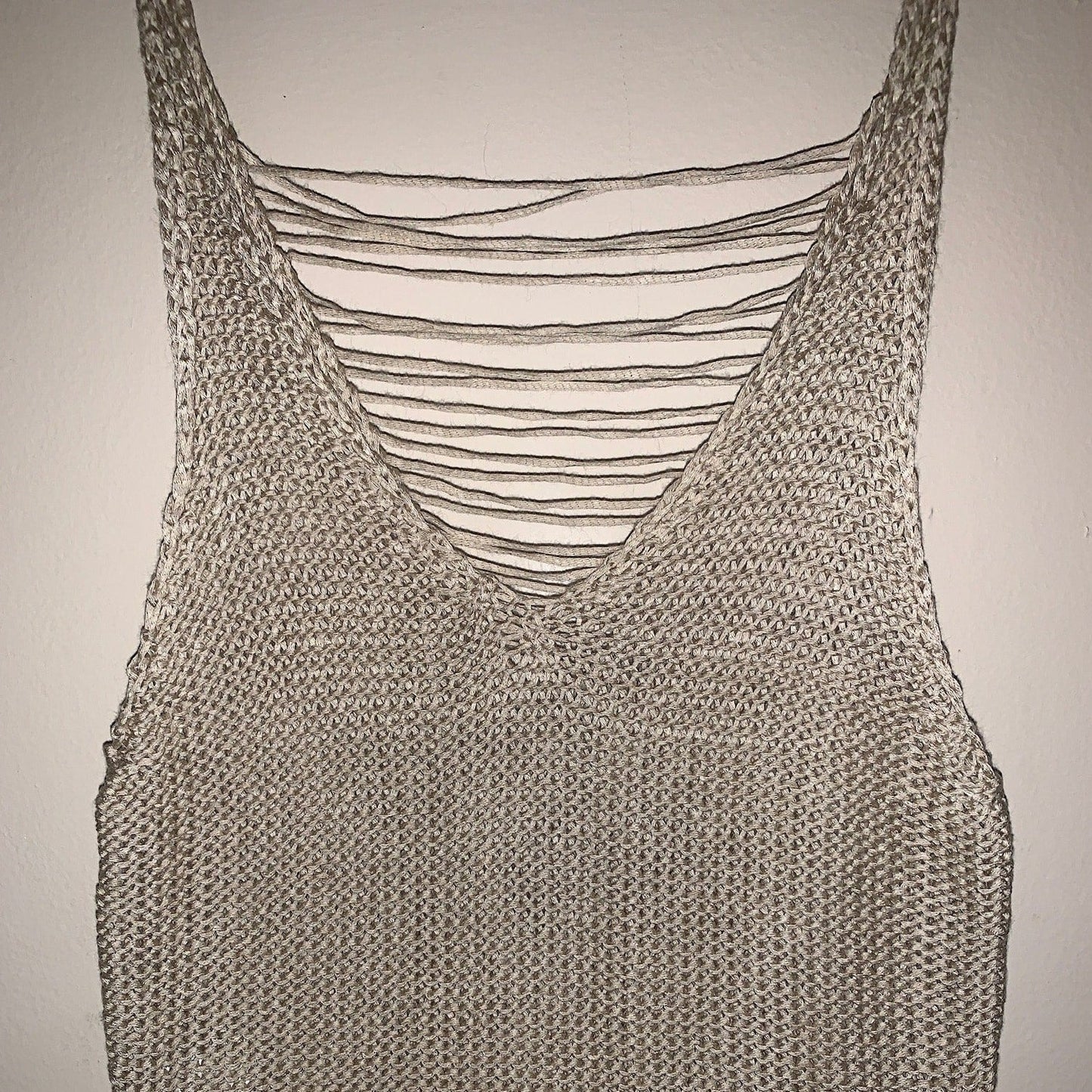 Niyama Goddess Handmade V-Neck Knit Crop Top - Camaroha Sutra