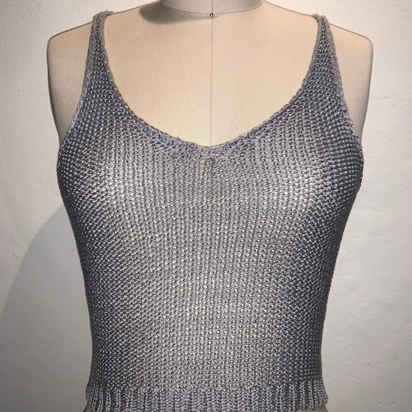 Niyama Goddess Handmade V-Neck Knit Crop Top - Camaroha Sutra