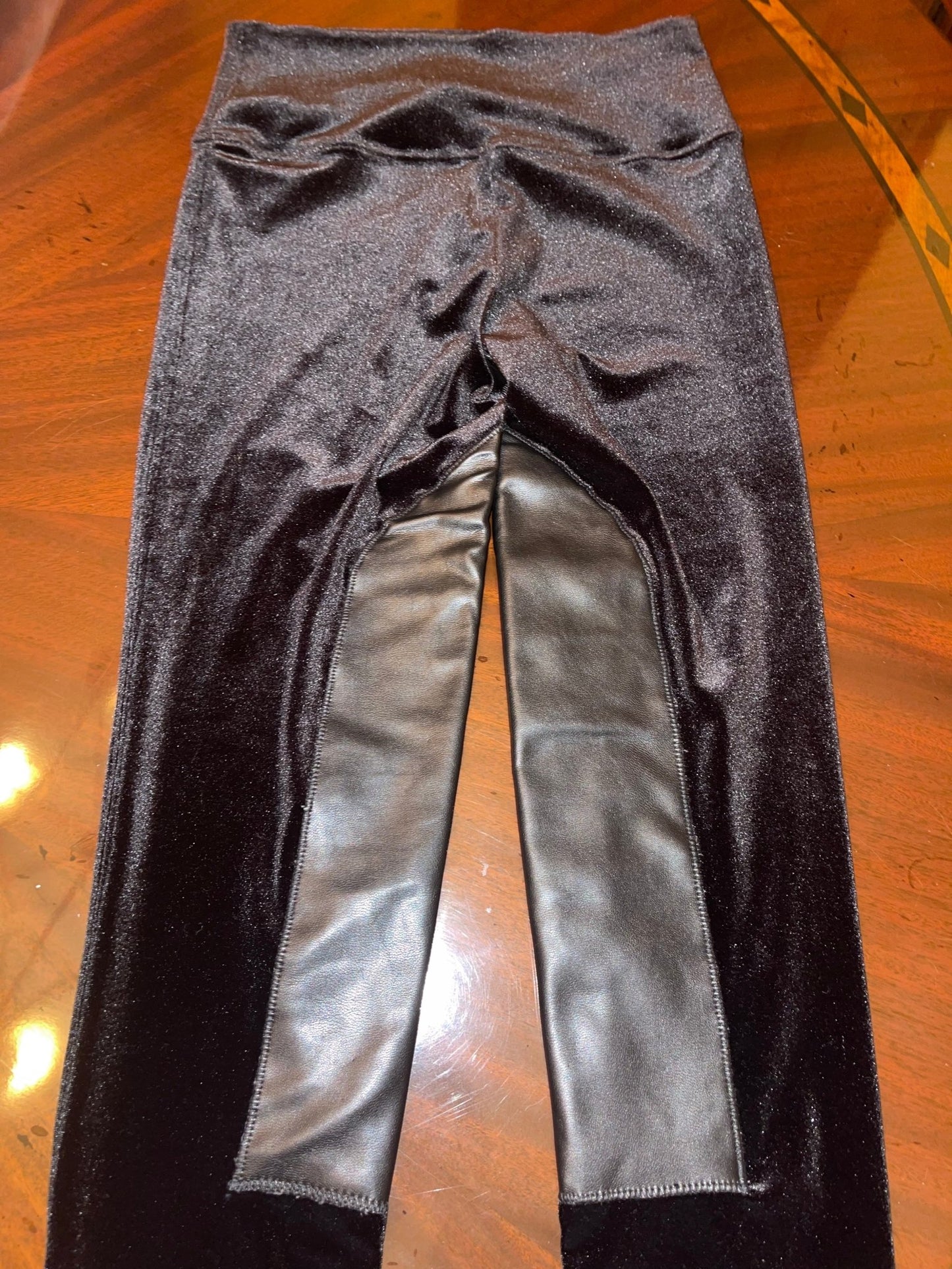 Leather Half Seat Grip Velour Breeches - Camaroha Sutra