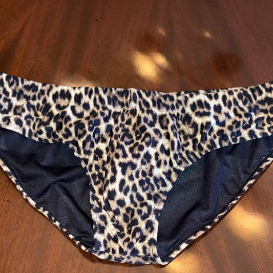 Men's Leopard Speedo - Camaroha Sutra
